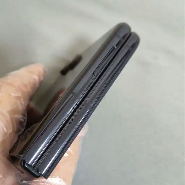 Motorola Razr 50ultra 256GB SIMフリー海外版