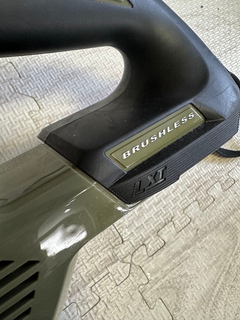 マキタ　CL286FD 掃除機　クリーナー　18V オリーブ　充電器付き