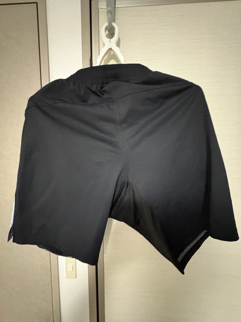 バドミントン　ハーフパンツXL