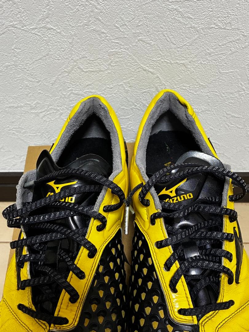 Mizuno イグニタス限定モデル