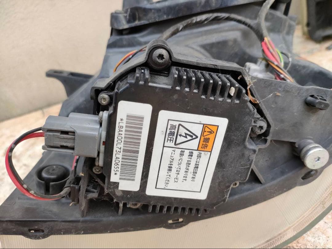 エブリィワゴンDA64wHIDヘッドライトユニット左右セット