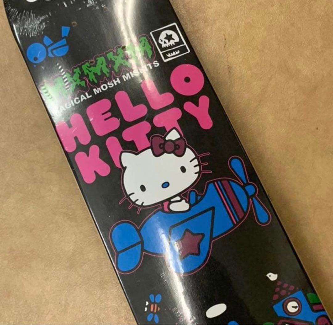 MxMxM x HELLO KITTY スケートボードデッキ