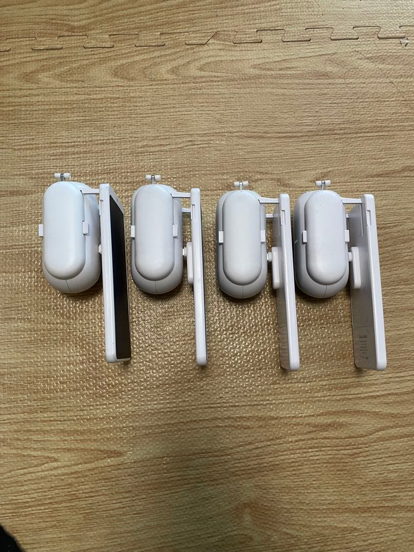 ゆ*こ様 Switchbot カーテン (U型) +ソーラーパネル　4台セット