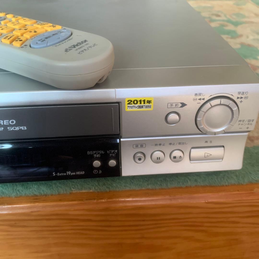 動作品  Victor  BS内臓ビデオカセットレコーダー HR-F73