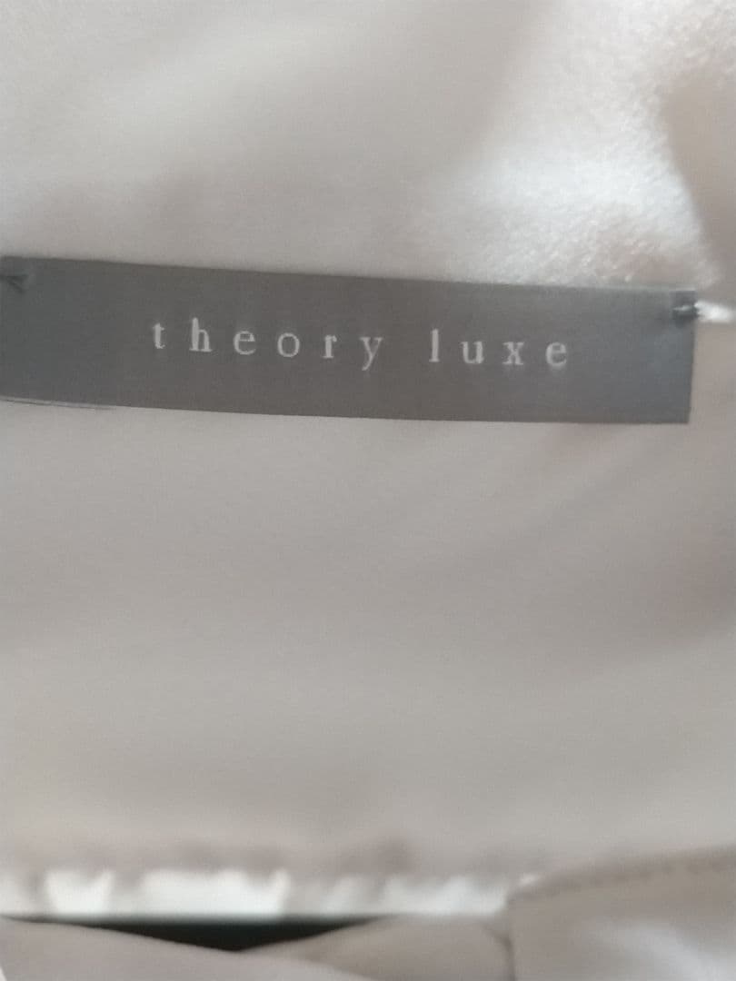 美品 theory luxe 20AW 洗えるボウタイブラウス