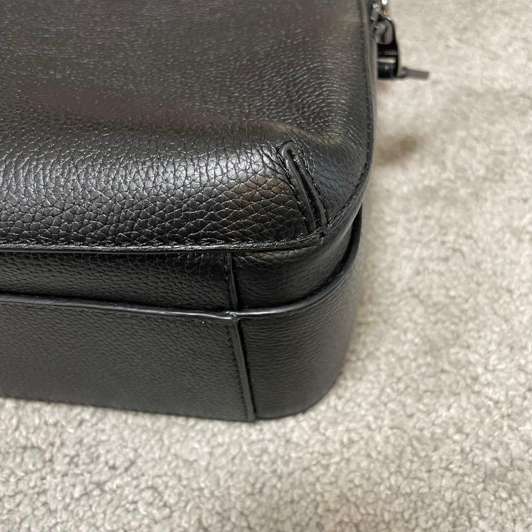 現行品　COLE HAAN バック　ビジネス　ブリーフケース　レザー　大容量