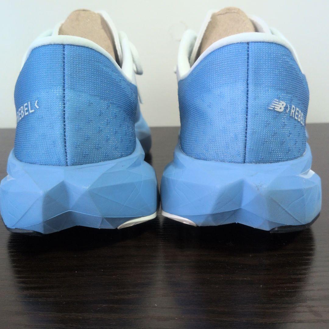 FUELCELL REBEL V4　27.5センチ