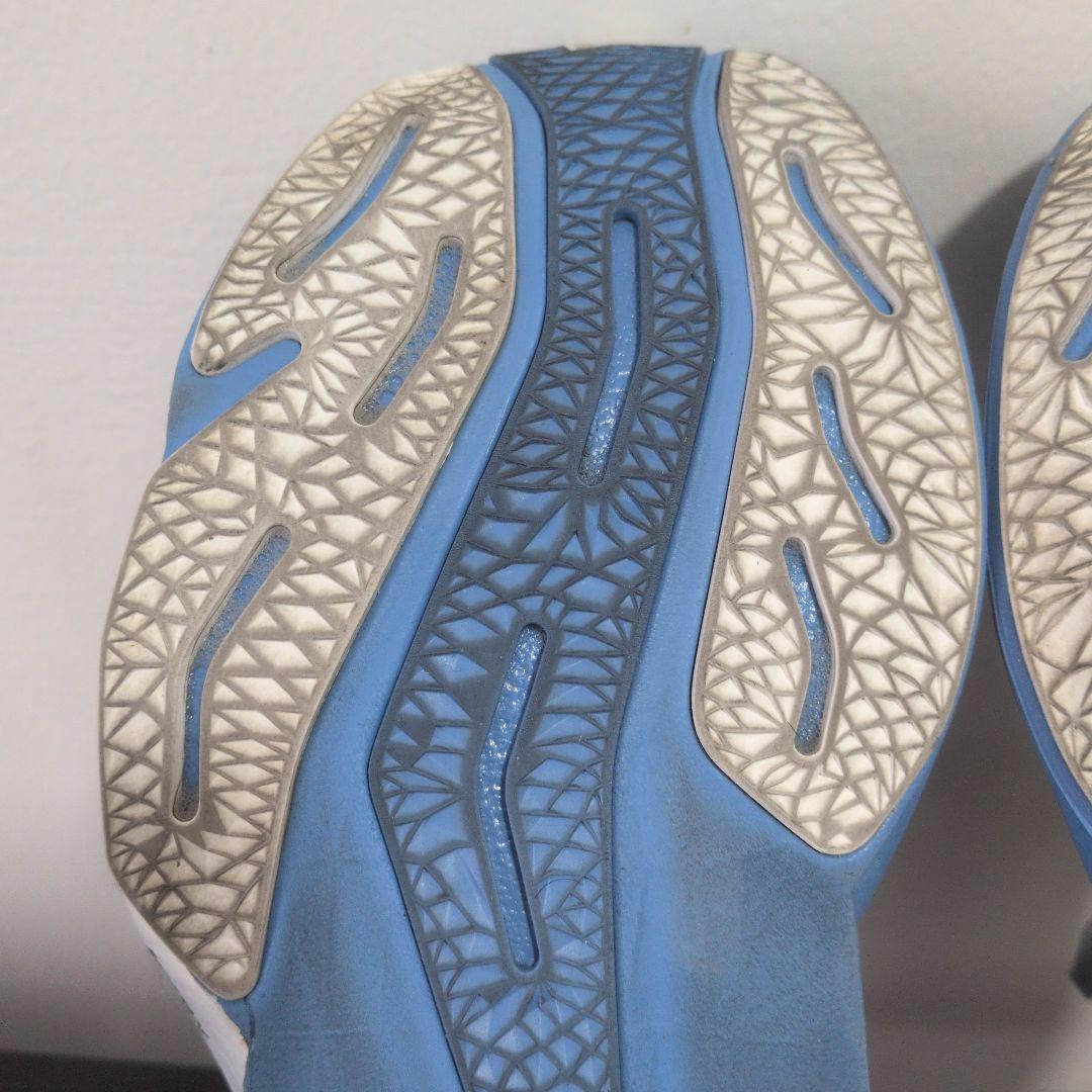 FUELCELL REBEL V4　27.5センチ