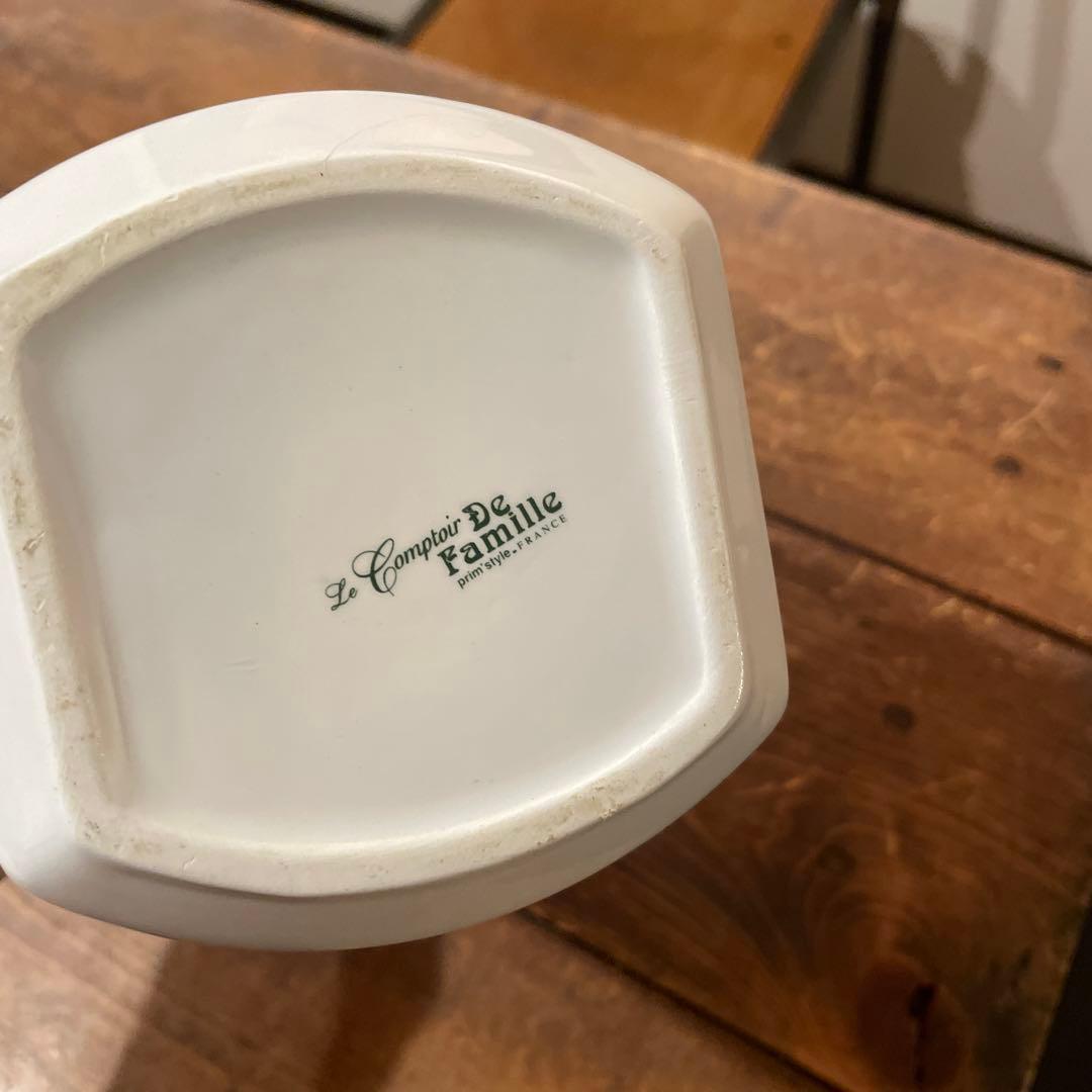 コントワールドファミーユのキャニスター