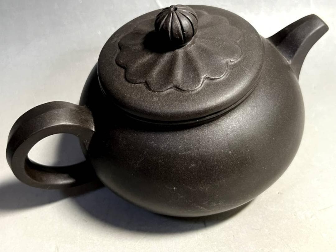 急須■周桂珍制 紫砂壺 紫泥 後手 菊花摘み 中国古美術 古玩 唐物 時代骨董■