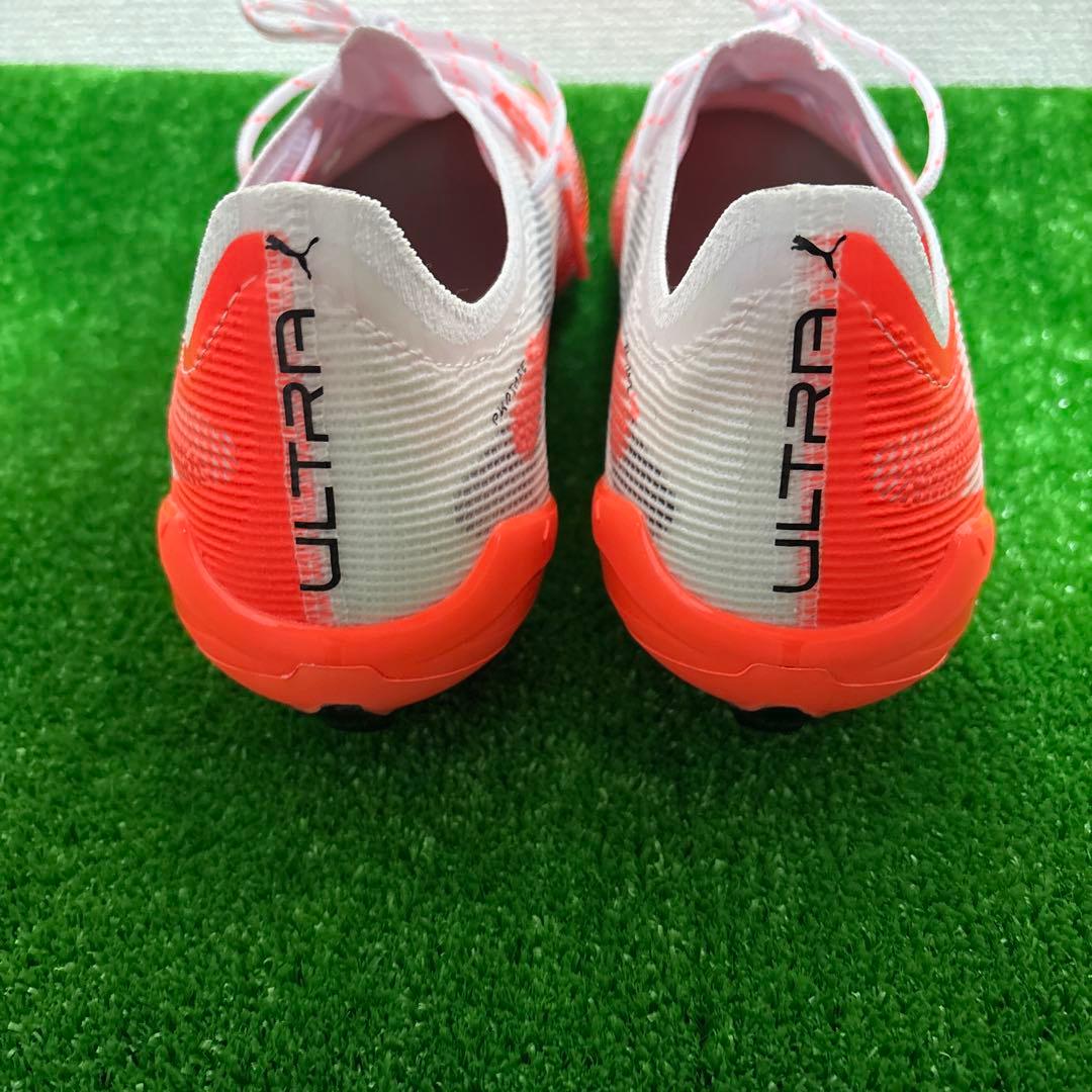 PUMA ULTRA サッカーシューズ ホワイト/オレンジ