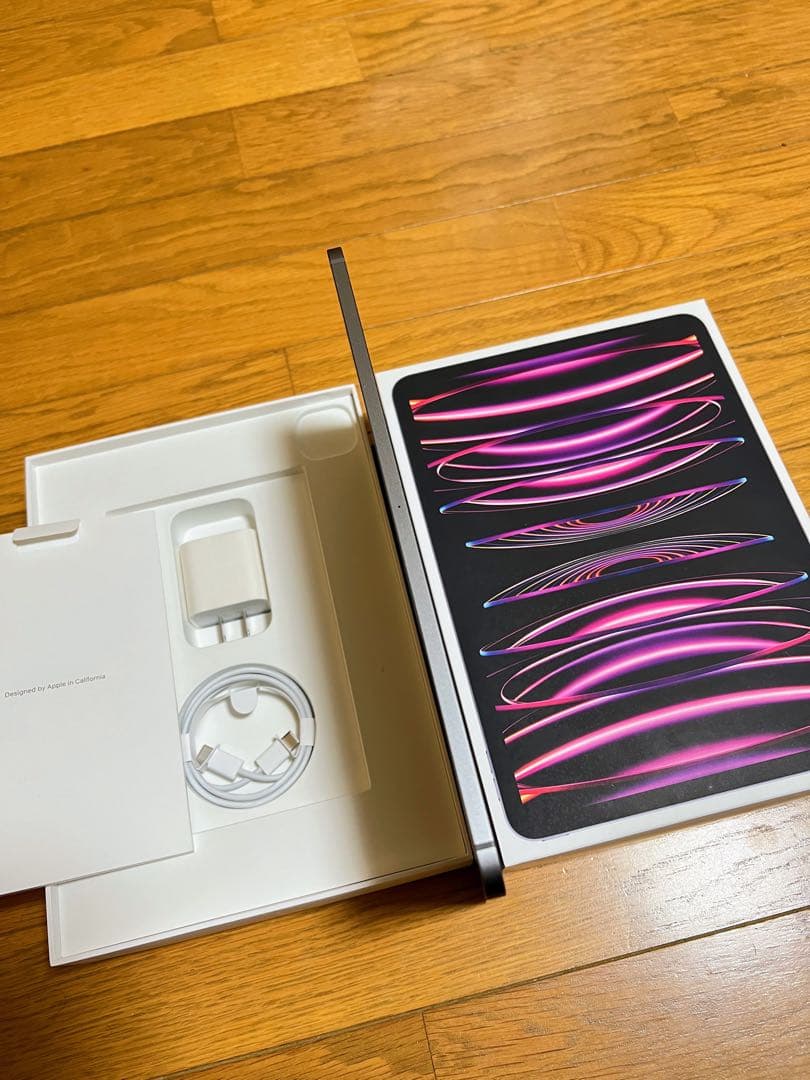 iPad Pro 11インチ M2チップ（第4世代）Cellular+Wi-Fi