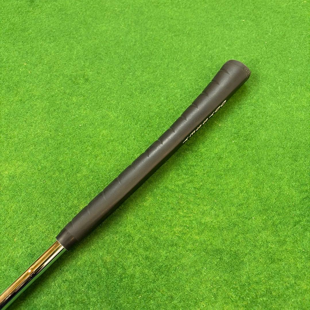 【あっちゃん】ODYSSEY EXO ROSSIE マレット パター