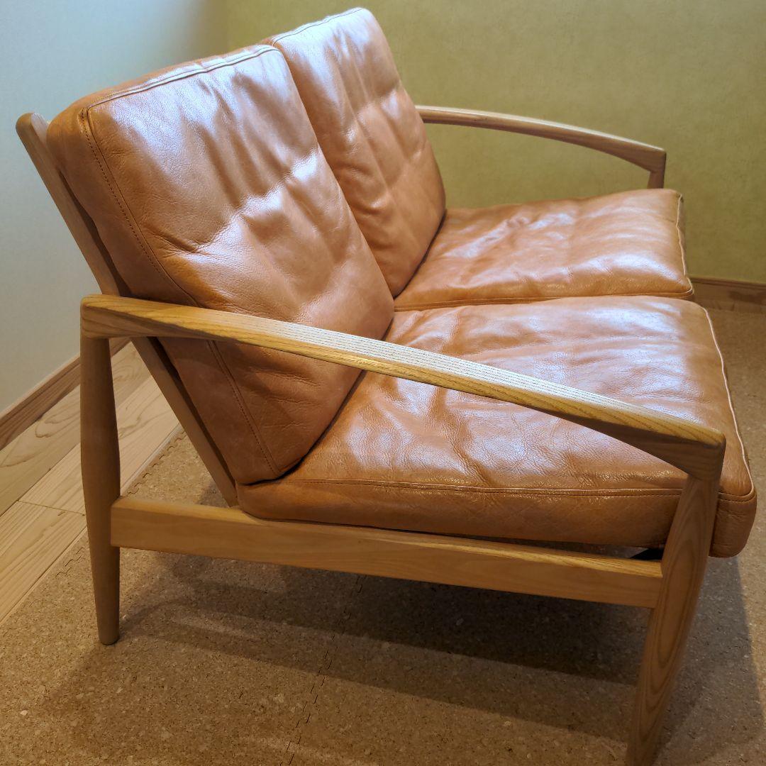 宮崎椅子製作所　ペーパーナイフソファ　２人掛け　 羽毛クッション