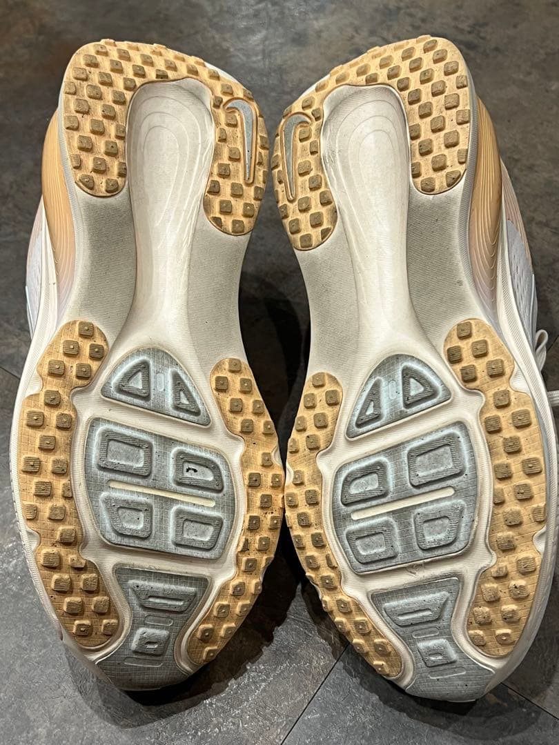 NIKE ズーム　ボメロ18 レディース　マラソン