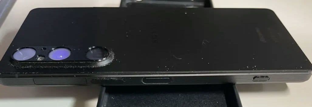 Xperia1 v docomo版 simフリー本体 画面ひびあり