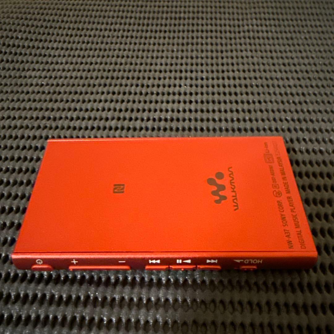 J67 ほぼ未使用　SONY NW-A37 デジタル音楽プレーヤー オレンジ