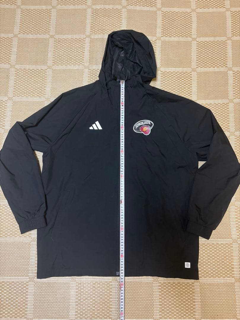 キャラメル　東京サントリーサンゴリアス adidas ナイロンジャケット