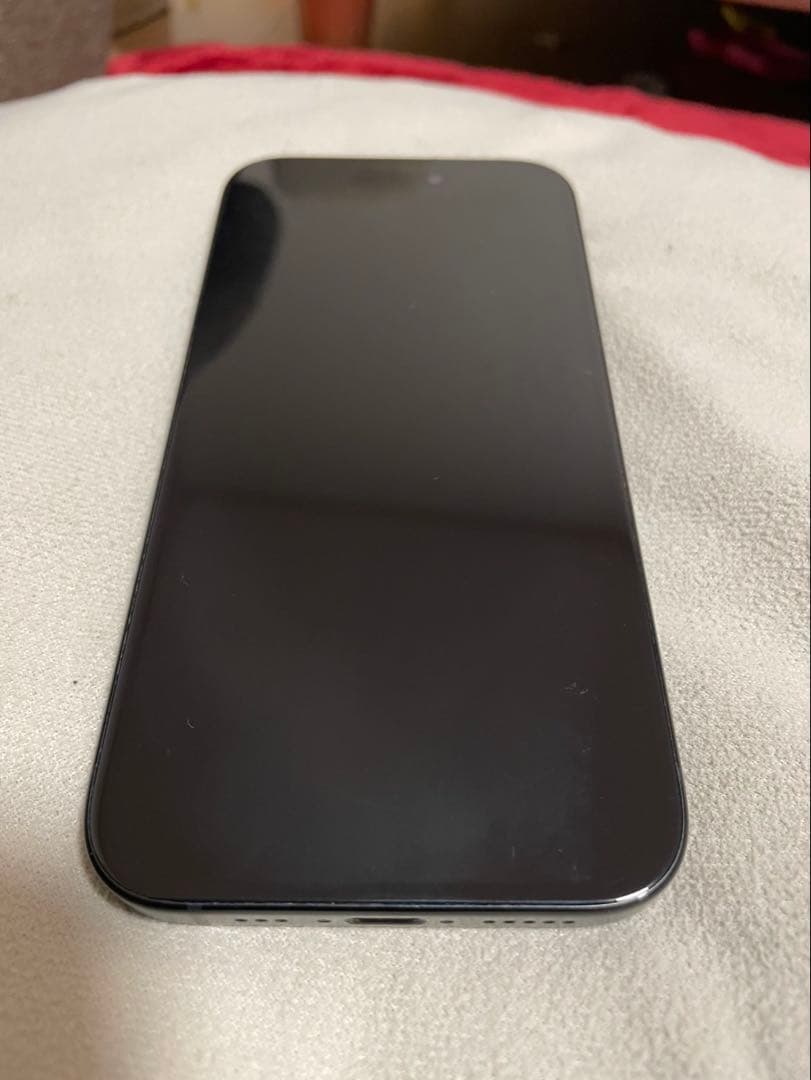 Apple iPhone 15 スペースグレー 本体