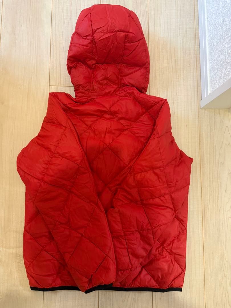 mont-bellリバーシブルダウンジャケットブラック、オレンジ