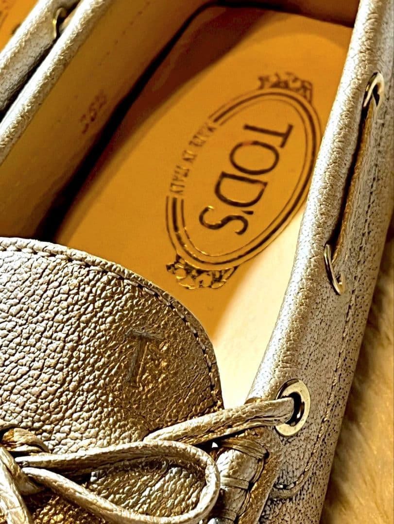 【美品】TOD'Sドライビングシューズ36 1/2(23.5)cmピンクゴールド