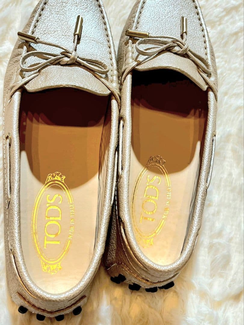 【美品】TOD'Sドライビングシューズ36 1/2(23.5)cmピンクゴールド
