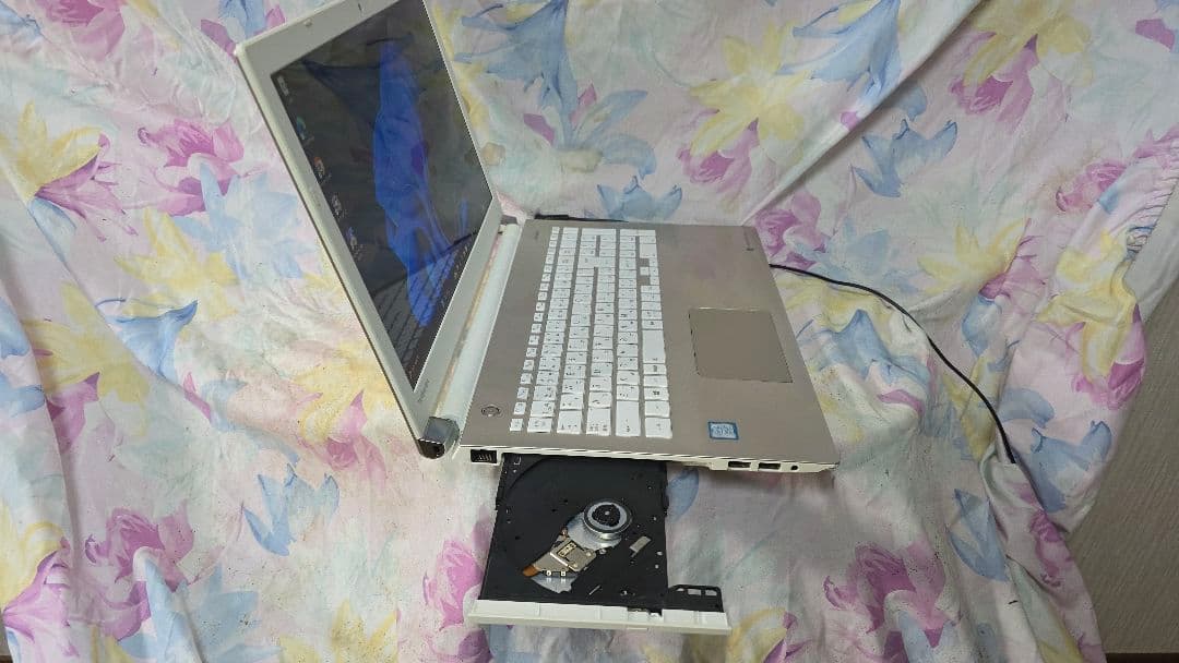 Dynabook☆高速 i7☆新品SSD256GB☆12GB☆MSOffice付