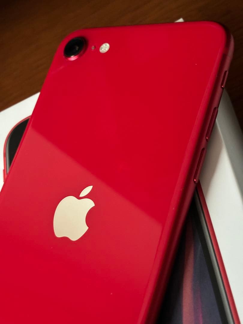 iPhone SE 第二世代　64GB PRODUCT RED