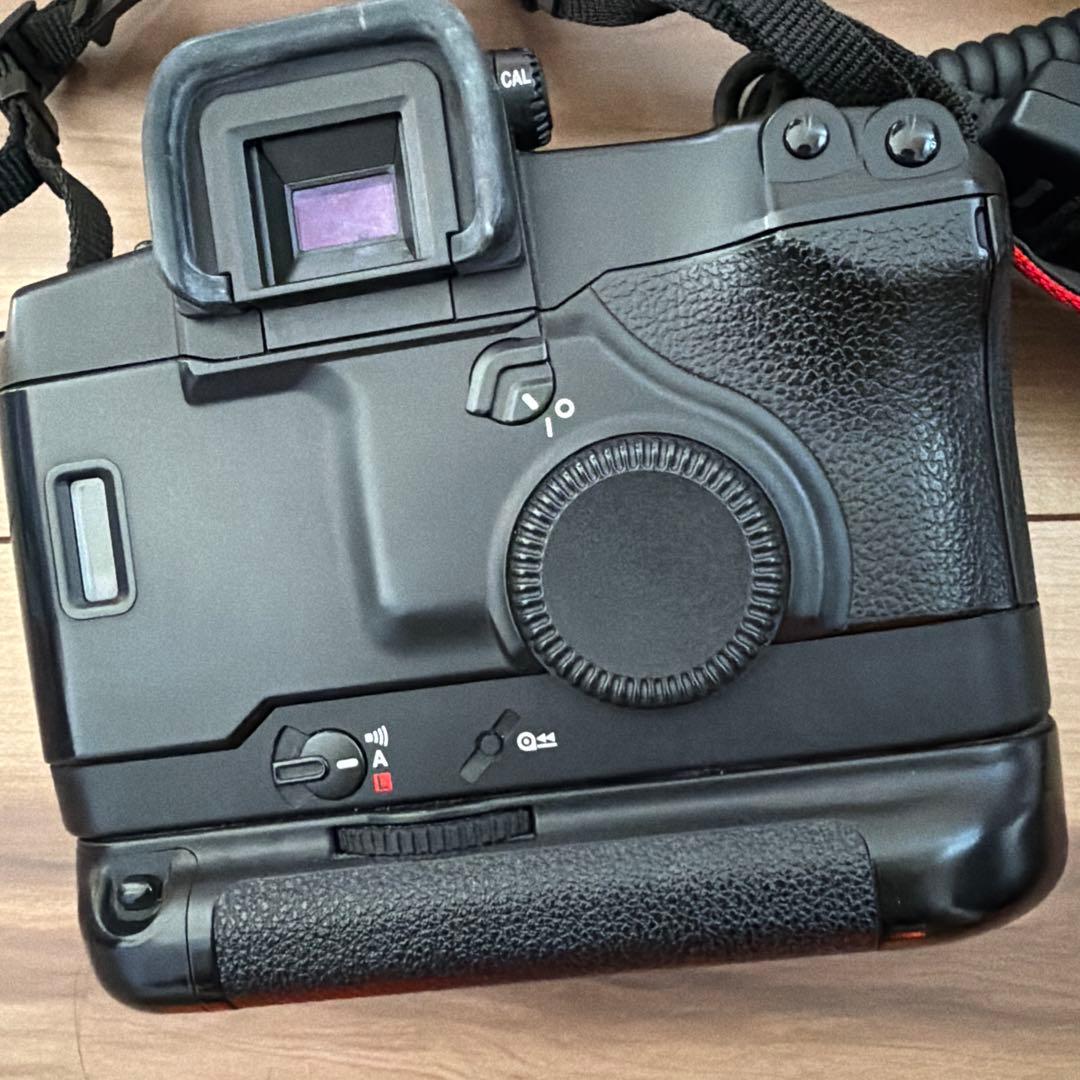 Canon EOS 3 フィルム一眼レフカメラ