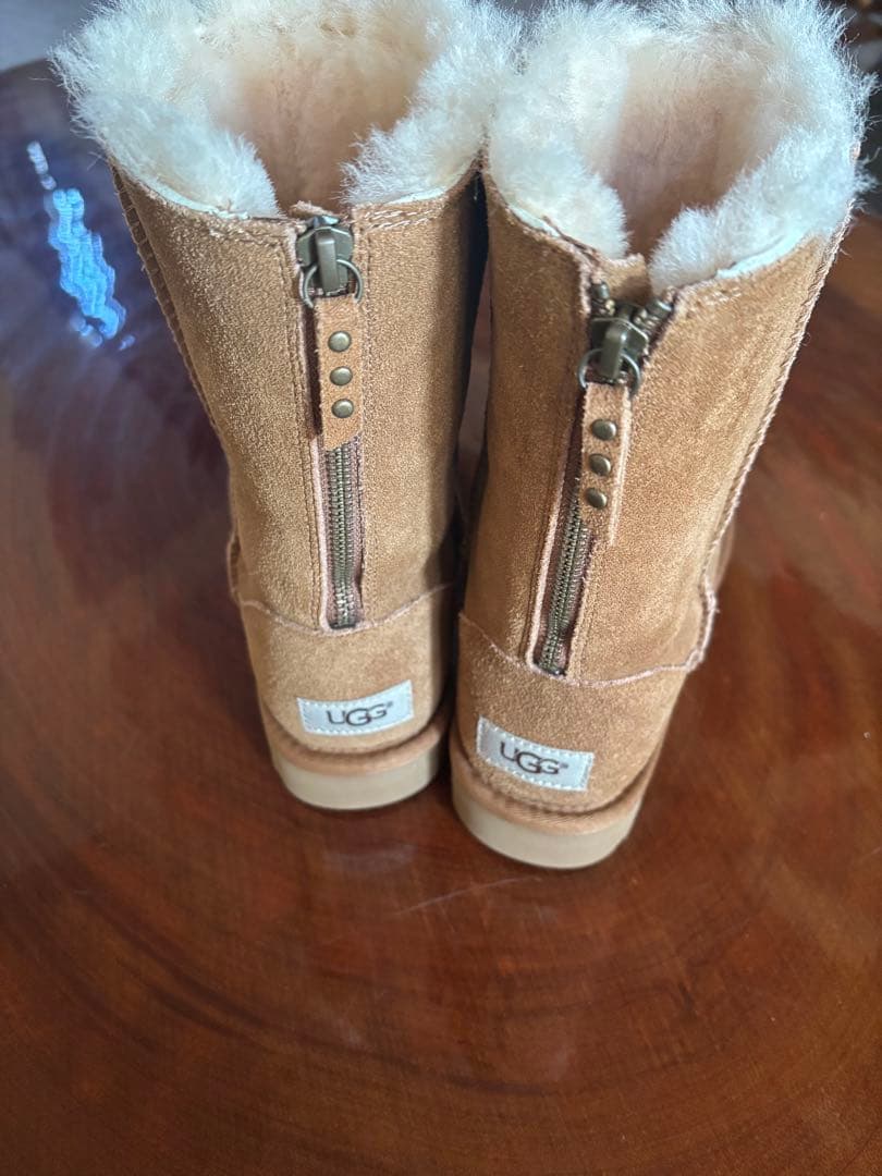 UGG ベージュ ムートンブーツ ファスナー付き