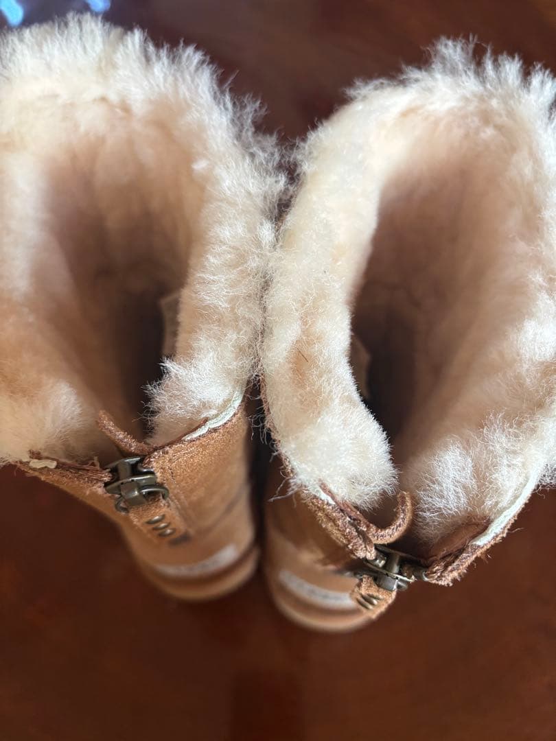 UGG ベージュ ムートンブーツ ファスナー付き