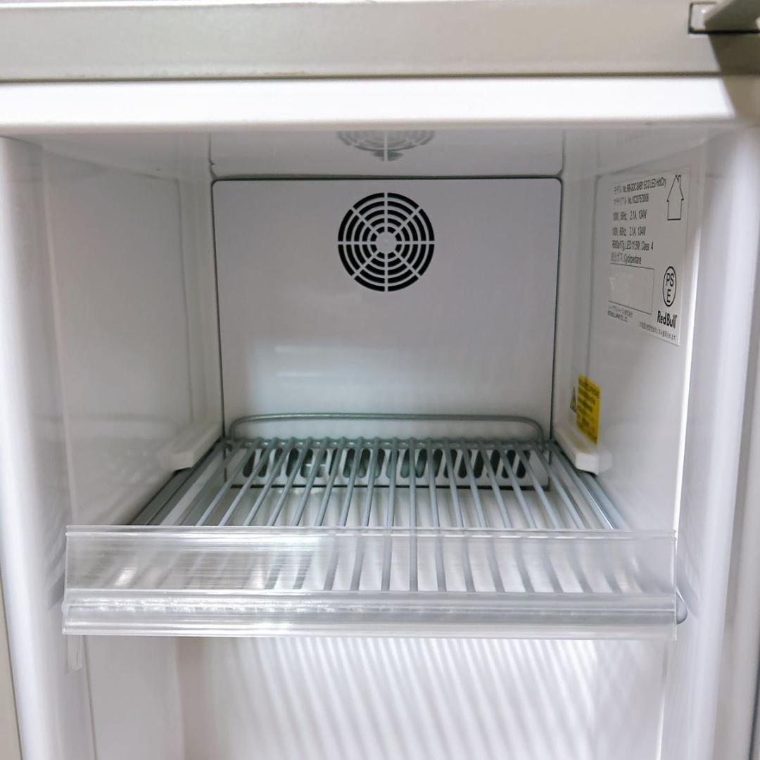 【超希少】非売品 Red Bull 新型 LED ミニ冷蔵庫 小型冷蔵庫