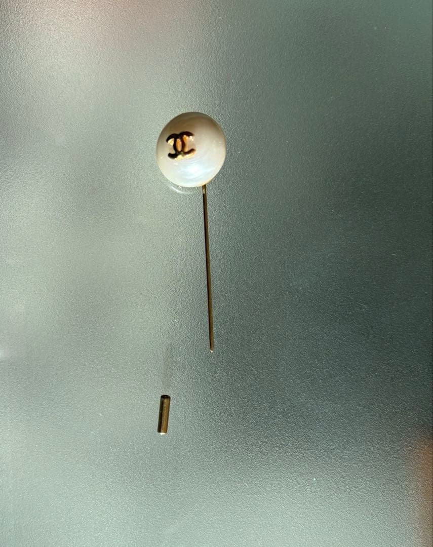 新品　CHANELシャネル　ココマーク フェイクパール　ピンブローチ　ゴールド