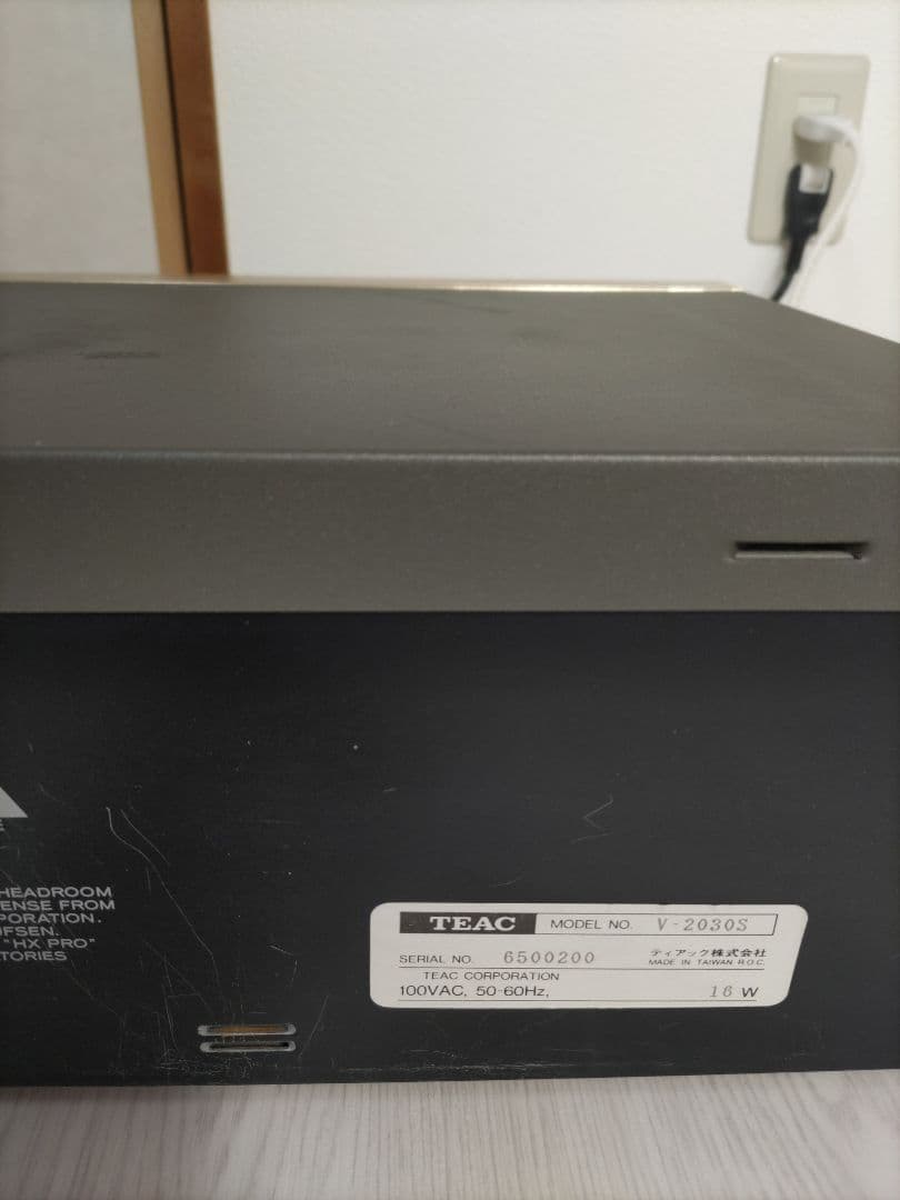 ひろたTEAC V-2030S カセットデッキ