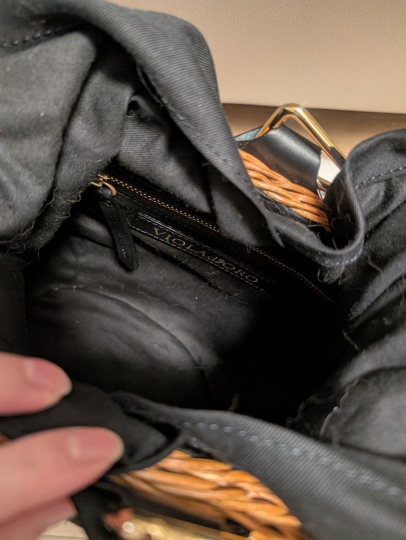 ヴィオラドーロ　ファー付きカゴバッグ