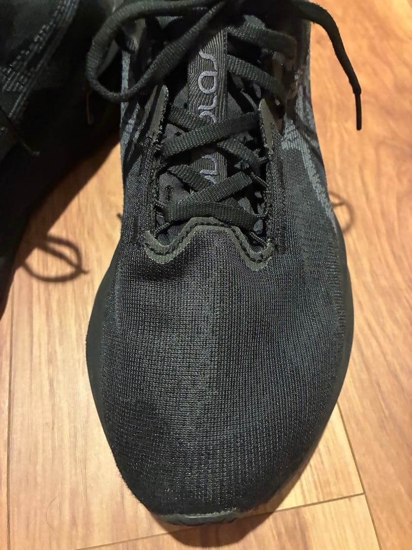 ASICS　NOVABLAST 5　26.0cm