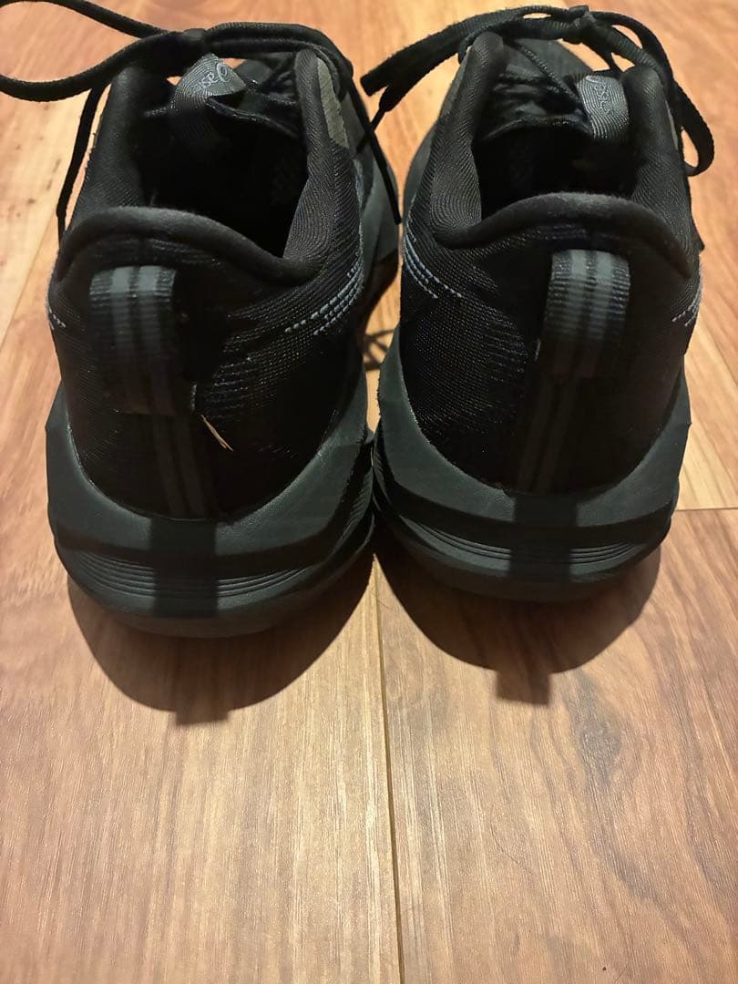 ASICS　NOVABLAST 5　26.0cm