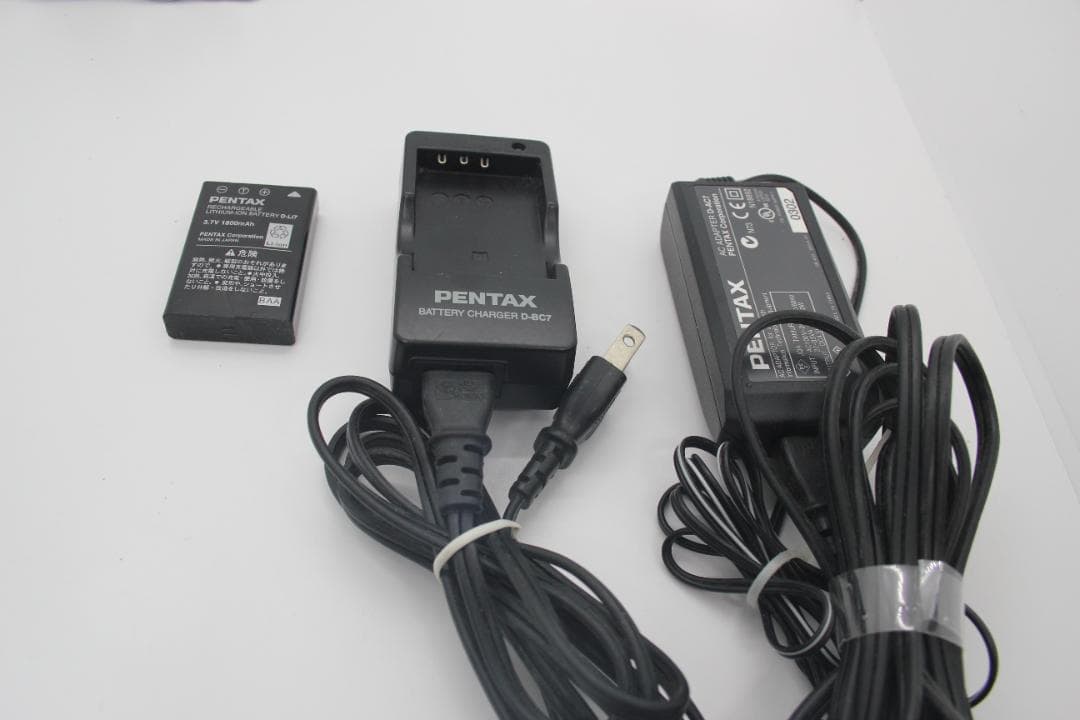 （極美品）名機 PENTAX Optio 750Z 自撮り2種類の充電器付き