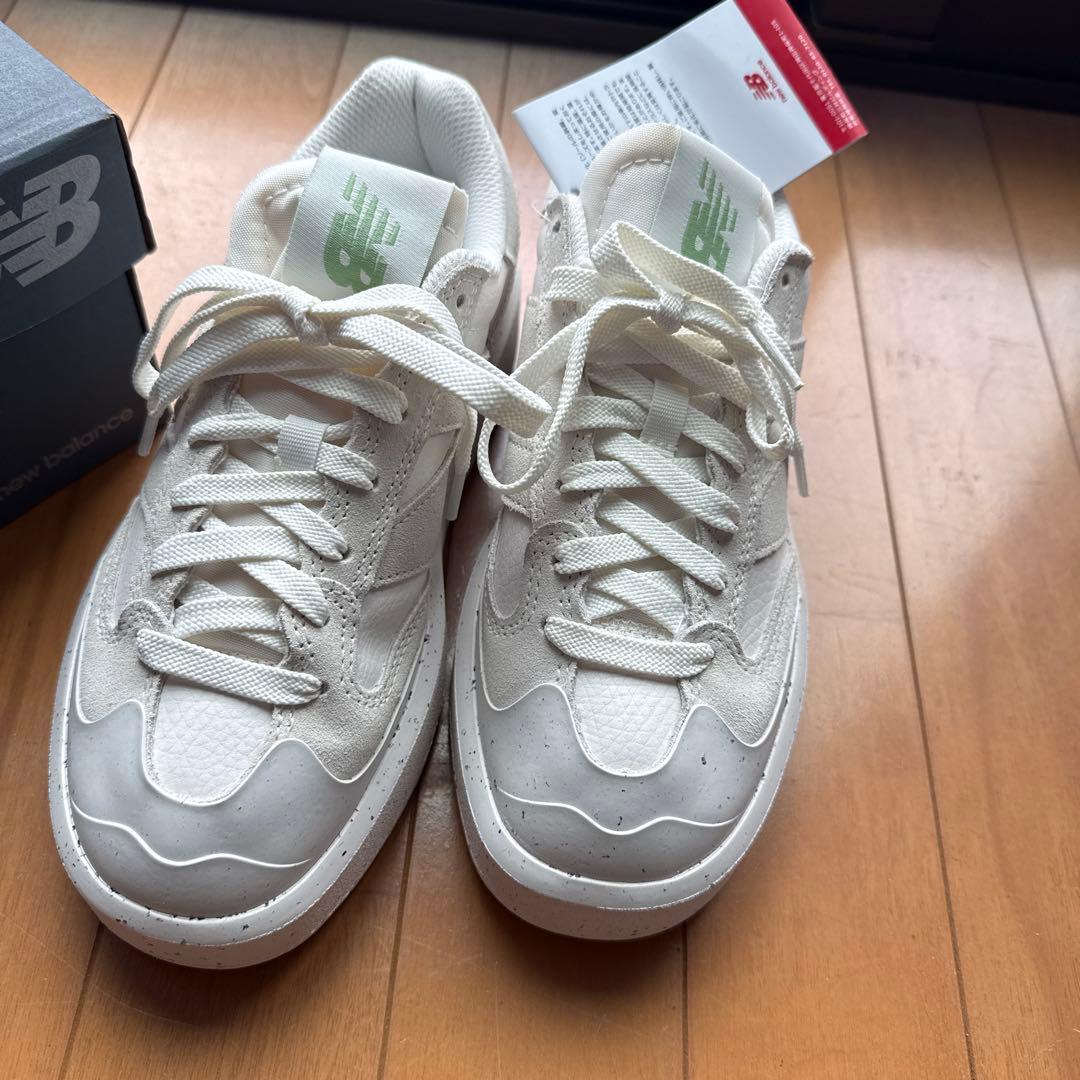 ニューバランスCT302DA