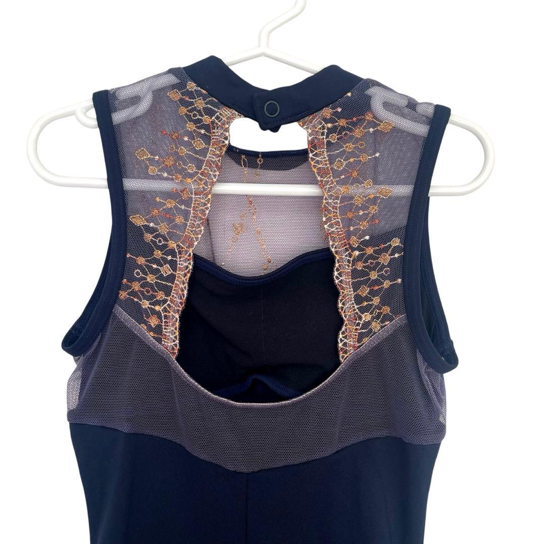 美品 チャコット 130 レオタード 濃紺 ハイネック 金刺繍 ネイビー