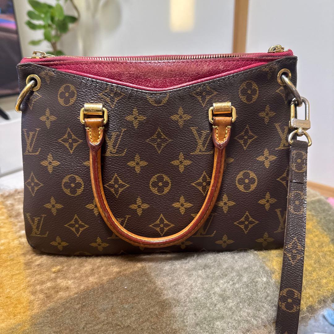 ルイ・ヴィトン モノグラム ハンドバッグ　箱付き