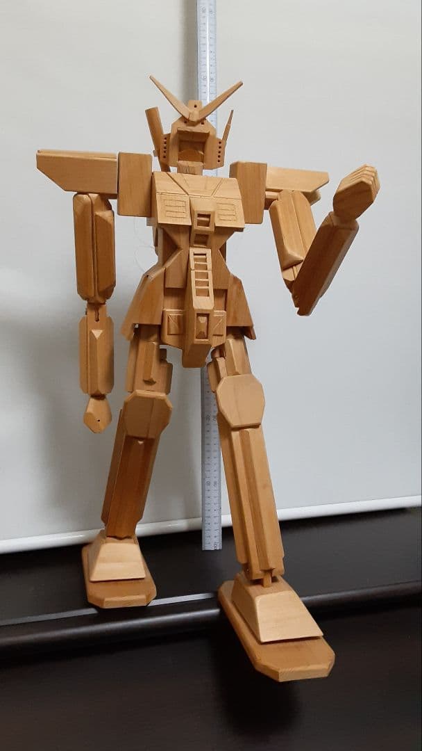 手作り木工・木製可動式ロボット(材料　ヒノキ材素地仕上げ)