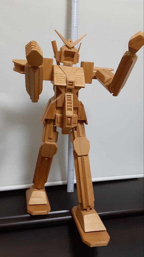 手作り木工・木製可動式ロボット(材料　ヒノキ材素地仕上げ)
