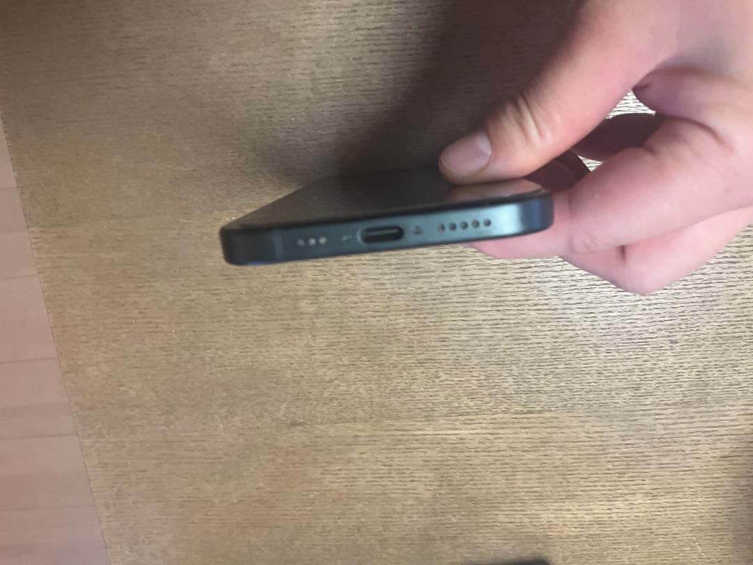 iPhone15 ブラック　128GB SIMフリー