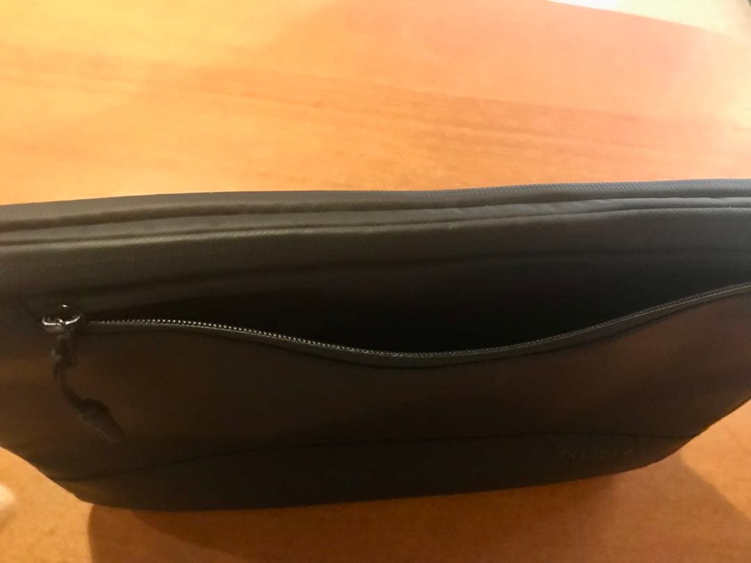 IPad Pro 11 ＋CHESONA キーボードケース＋NOMATICバッグ