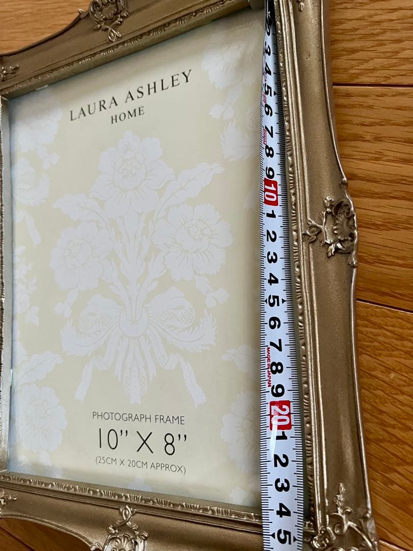LAURA ASHLEY 大きめゴールドフォトフレーム 写真たて2個セット