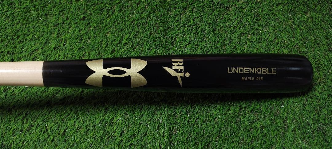 アンダーアーマー　柳田悠岐　木製バット　ながおか