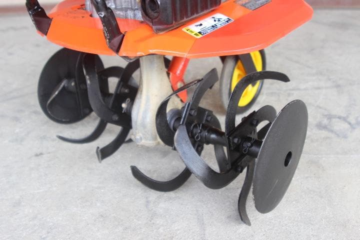 管理機・耕運機　クボタ　ミディー　TMA25　移動輪付　自宅発送可②　A9161