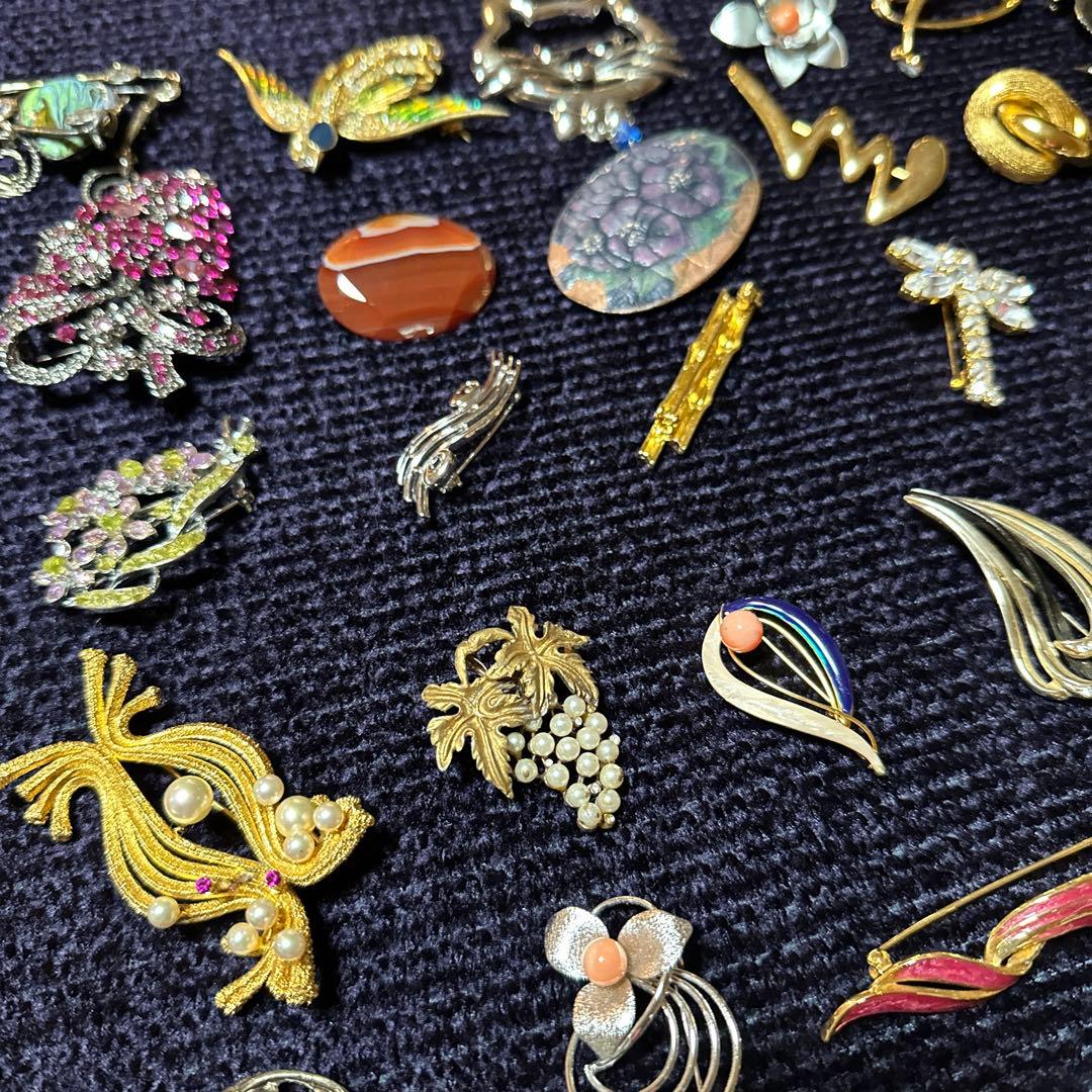 【vintage】ブローチ　130点以上　まとめ売り　大量