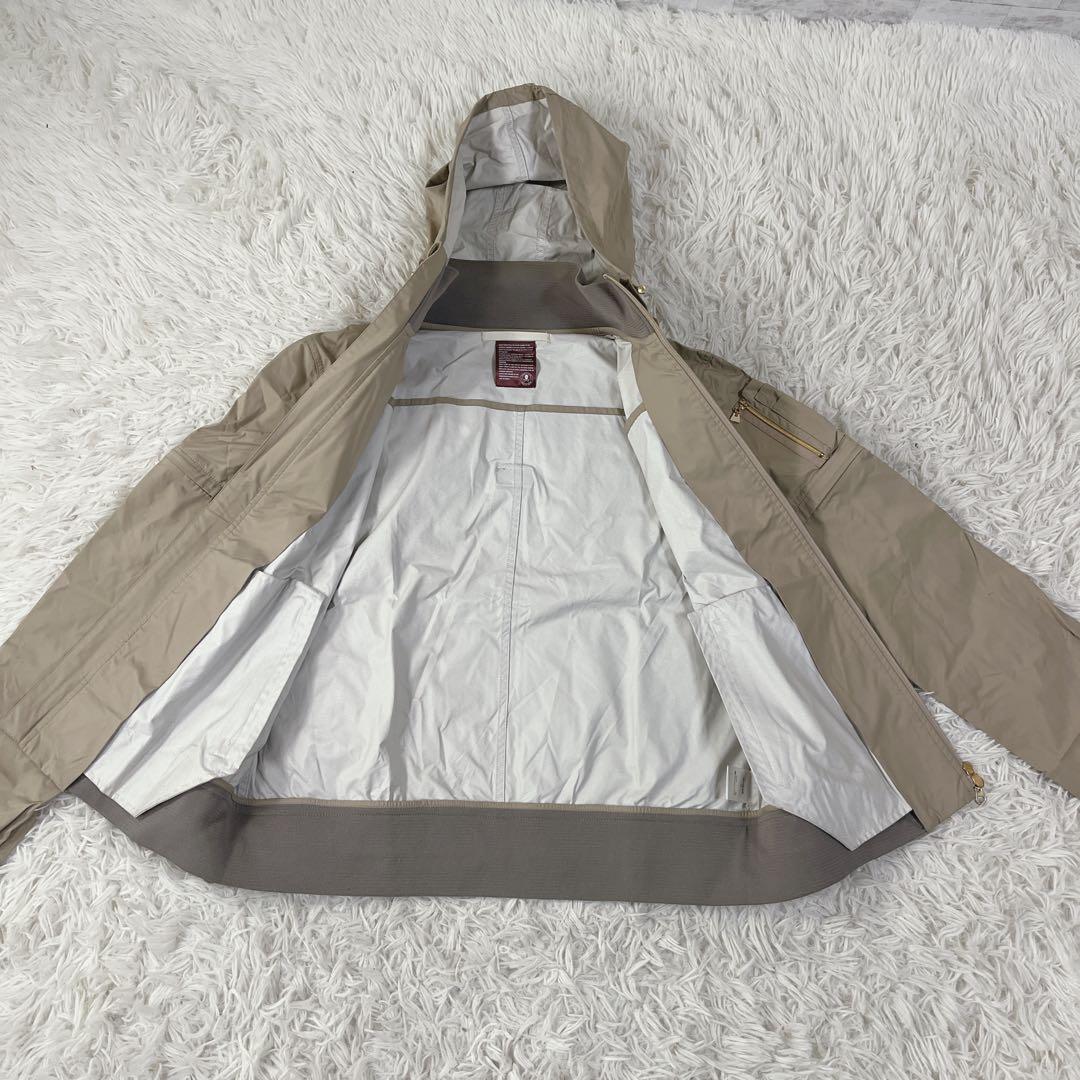 マークアンドロナ　多機能　ナイロンジャケット　フード脱着可能